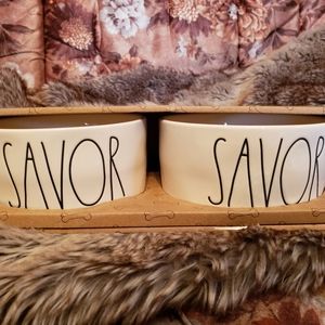 Rae Dunn 6" pet bowls